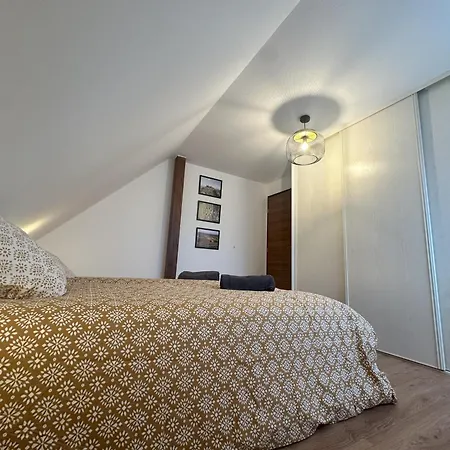בית נופש Maison De La Croix Blanche *
